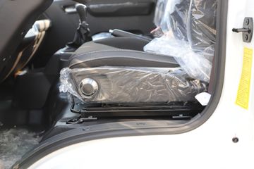 ���� ����V�� 1.6L 122���� ���� 3.24���Ű�����С��ͼƬ