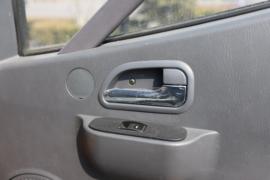 骁运L3&nbsp;载货车驾驶室                                               图片