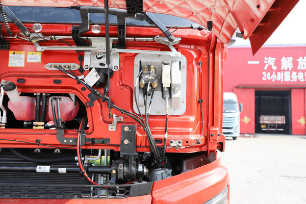 解放J6G载货车限时促销中 优惠4万