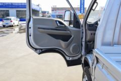 蓝擎汽车 凌R 高配版 115马力 4.03米单排栏板微卡(YTQ1041PG332)