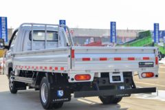 蓝擎汽车 凌R 高配版 115马力 4.03米单排栏板微卡(YTQ1041PG332)