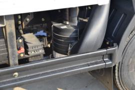 德龙G1&nbsp;冷藏车底盘图片