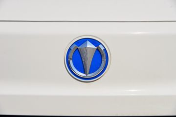 �ɵ�EQ2 2.6T 2.56�׵��Ŵ��綯��ʽ΢��41.86kWhͼƬ