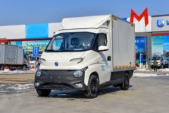 飞碟EQ2 2.6T 2.56米单排纯电动厢式微卡41.86kWh