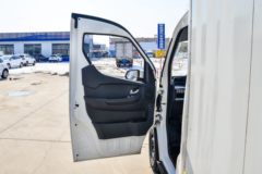 飞碟EQ2 2.6T 2.56米单排纯电动厢式微卡41.86kWh