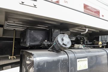 ����΢�� ���� 1.3L 91���� ���� 3.05�׵�������С��(HFC1032PK5E1B7S)ͼƬ