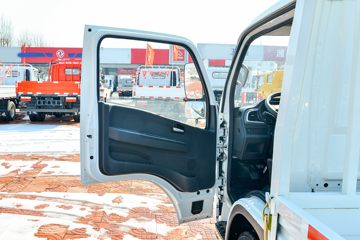 Ծ�� ����S100Q 1.8L 133���� ���� 4.2�׵�������С��ͼƬ