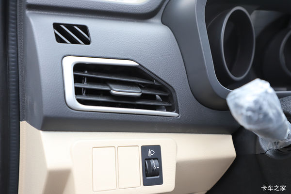 ��ϲ���ϣ���0.5���Ϻ������ػ���ϵ�г�ֵ������