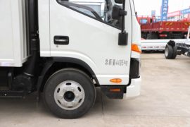 骏铃A8 载货车外观                                                图片