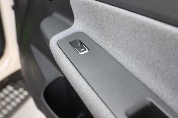 Զ�� ����H8E 2023�� ���˰� 4.5T 4.02�׵��Ŵ��綯��س�100.46kWhͼƬ