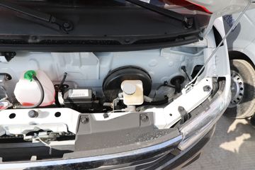 ������Խ ��Խ��V5 ������ 1.6L 105���� CNG 6�� ����;���ó�ͼƬ