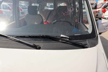 ������Խ ��Խ��V5 ������ 1.6L 105���� CNG 6�� ����;���ó�ͼƬ