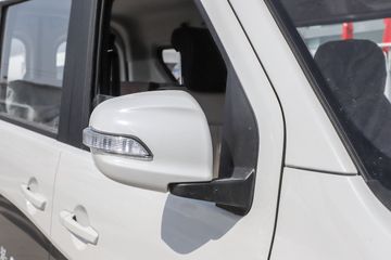 ������Խ ��Խ��V5 ������ 1.6L 105���� CNG 6�� ����;���ó�ͼƬ