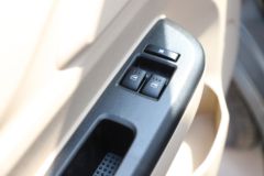 长安跨越 跨越星V5 豪华型 1.6L 105马力 CNG 6座 多用途乘用车