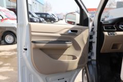 长安跨越 跨越星V5 豪华型 1.6L 105马力 CNG 6座 多用途乘用车