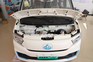 ������Խ ��Խ��V5 ���˺����� 2.6T 6�� 4.495�״��綯���38.64kWhͼƬ