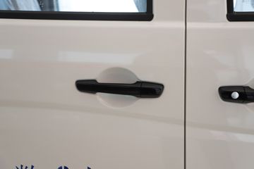 ������Խ ��Խ��V5 ���˺����� 2.6T 6�� 4.495�״��綯���38.64kWhͼƬ