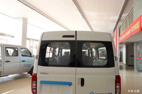 优惠0.4万 乐山市跨越星V5EV电动封闭厢货火热促销中