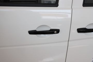 ������Խ ��Խ��V5 ���˺����� 2.6T 6�� 4.495�״��綯���38.64kWhͼƬ