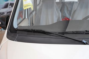 ������Խ ��Խ��V5 ���˺����� 2.6T 6�� 4.495�״��綯���38.64kWhͼƬ