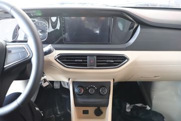 ������Խ ��Խ��V5 ���˺����� 2.6T 6�� 4.495�״��綯���38.64kWhͼƬ