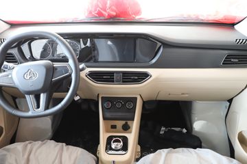 ������Խ ��Խ��V5 ���˺����� 2.6T 6�� 4.495�״��綯���38.64kWhͼƬ