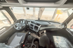 东风商用车 天龙KL重卡 460马力 6X4 LNG危险品牵引车(DFH4250D18)
