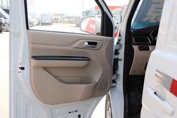 ������Խ ��Խ��V7EV 2022�� ��׼�� 2.9T 2�� 4.8�״��綯��ջ���41.86kWhͼƬ