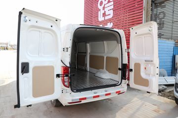 ������Խ ��Խ��V7EV 2022�� ��׼�� 2.9T 2�� 4.8�״��綯��ջ���41.86kWhͼƬ