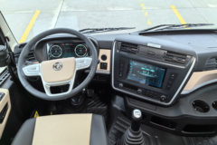 东风商用车 天锦KR PLUS 舒适版 290马力 4X2 6.8米冷藏车(高顶双卧)(DFH5180XLCEX7A)