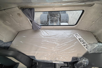 �������ó� ����KL ������2.0 490���� 6X4 Σ��Ʒǣ����(Һ��)ͼƬ