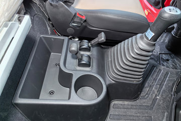 �������ó� ����KL ������2.0 490���� 6X4 Σ��Ʒǣ����(Һ��)ͼƬ