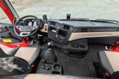 东风商用车 天龙KL 启航版2.0 490马力 6X4 危险品牵引车(液缓) 东风商用车 天龙KL 启航版2.0 490马力 6X4 危险品牵引车(液缓)