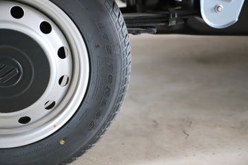 ���� ����Q����ʽ ������ 1.6L 120���� ���� 3.2�׵�������΢��(BJ1030V4JV6-73)ͼƬ