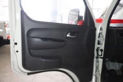 福田 祥菱M1 豪华型 1.6L 122马力 汽油 3.3米单排翼开启厢式微卡(BJ5031XYK5JV4-51)
