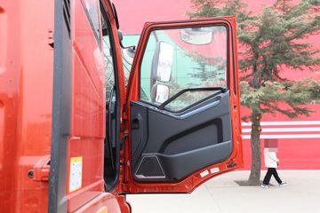 һ����� J6L 300���� 4X2 6.75�������ػ���(CA1181P62K1L4E6)ͼƬ