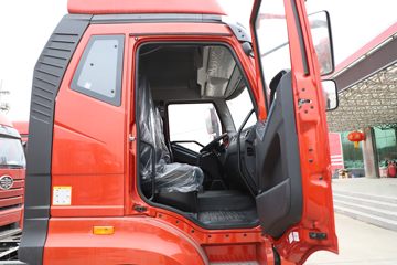 һ����� J6L 300���� 4X2 6.75�������ػ���(CA1181P62K1L4E6)ͼƬ