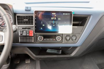 һ����� J6L 300���� 4X2 6.75�������ػ���(CA1181P62K1L4E6)ͼƬ