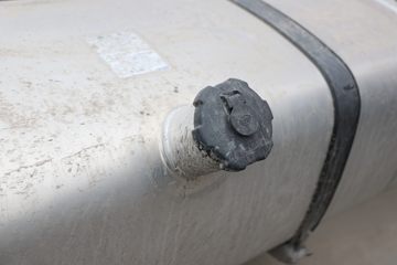 һ����� J6L 300���� 4X2 6.75�������ػ���(CA1181P62K1L4E6)ͼƬ