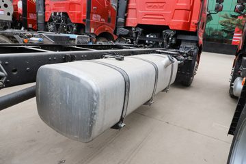 һ����� J6L 300���� 4X2 6.75�������ػ���(CA1181P62K1L4E6)ͼƬ