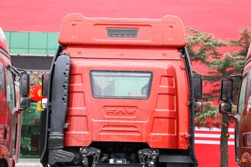 һ����� J6L 300���� 4X2 6.75�������ػ���(CA1181P62K1L4E6)ͼƬ