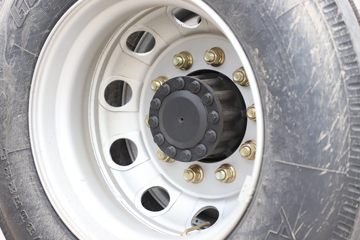 һ����� J6L 300���� 4X2 6.75�������ػ���(CA1181P62K1L4E6)ͼƬ