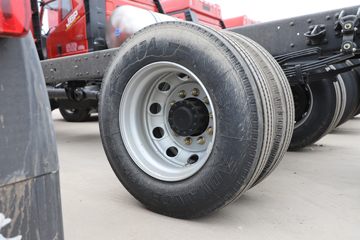 һ����� J6L 300���� 4X2 6.75�������ػ���(CA1181P62K1L4E6)ͼƬ