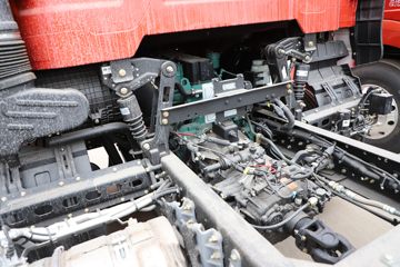 һ����� J6L 300���� 4X2 6.75�������ػ���(CA1181P62K1L4E6)ͼƬ