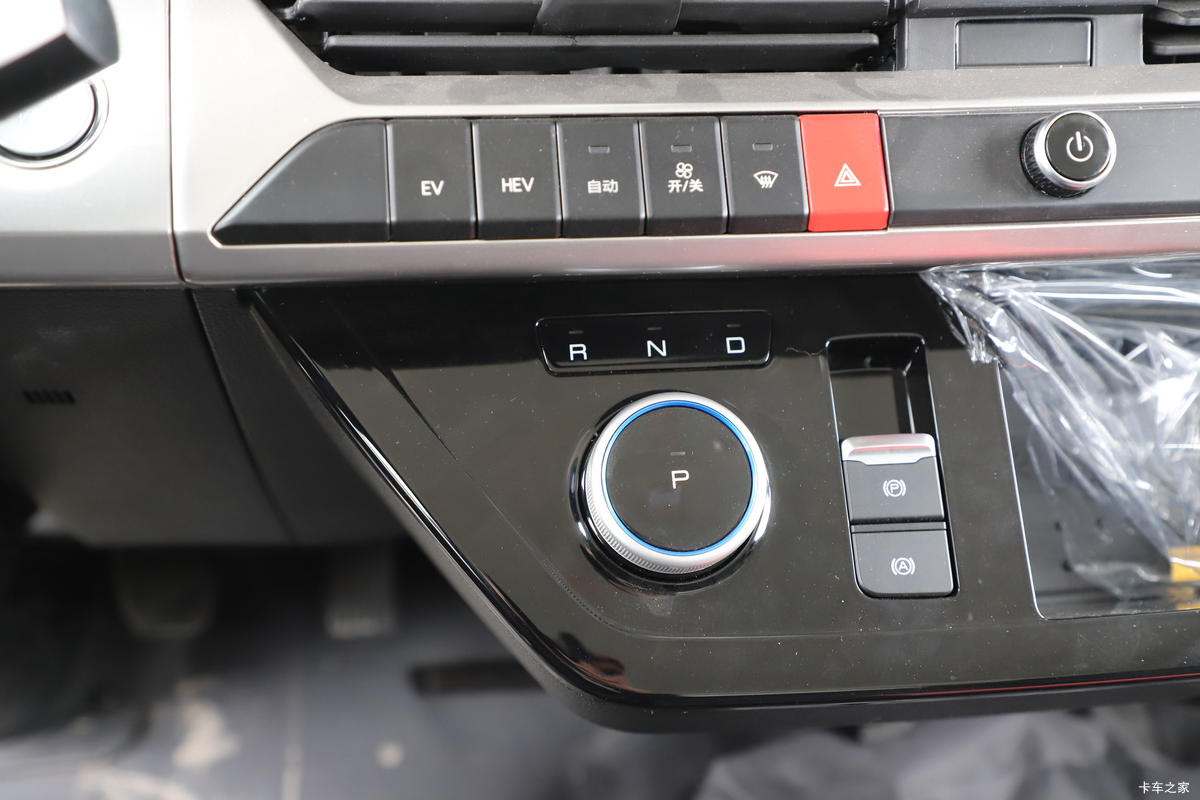 ǵT5DM Ƽ 4.5T 4.03׵Ųʽ̻϶ʽῨ18.3kWh