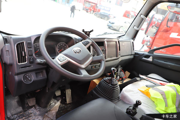 ������J6F�ػ���ϵ�У������Żݣ���0.3�򣬸Ͽ�������