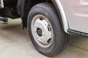 Ծ�� ����S80 95���� 4.05�׵�������С��ͼƬ