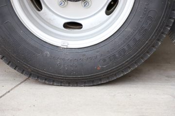 Ծ�� ��ԽC300 150���� 4.17�׵�����ʽ�Ῠ(����)(SH5043XXYZFDCWZ5)ͼƬ