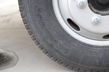 Ծ�� ��ԽC300 150���� 4.17�׵�����ʽ�Ῠ(����)(SH5043XXYZFDCWZ5)ͼƬ