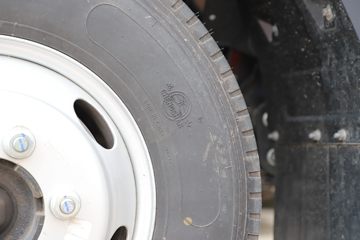 Ծ�� ��ԽC300 150���� 4.17�׵�����ʽ�Ῠ(����)(SH5043XXYZFDCWZ5)ͼƬ